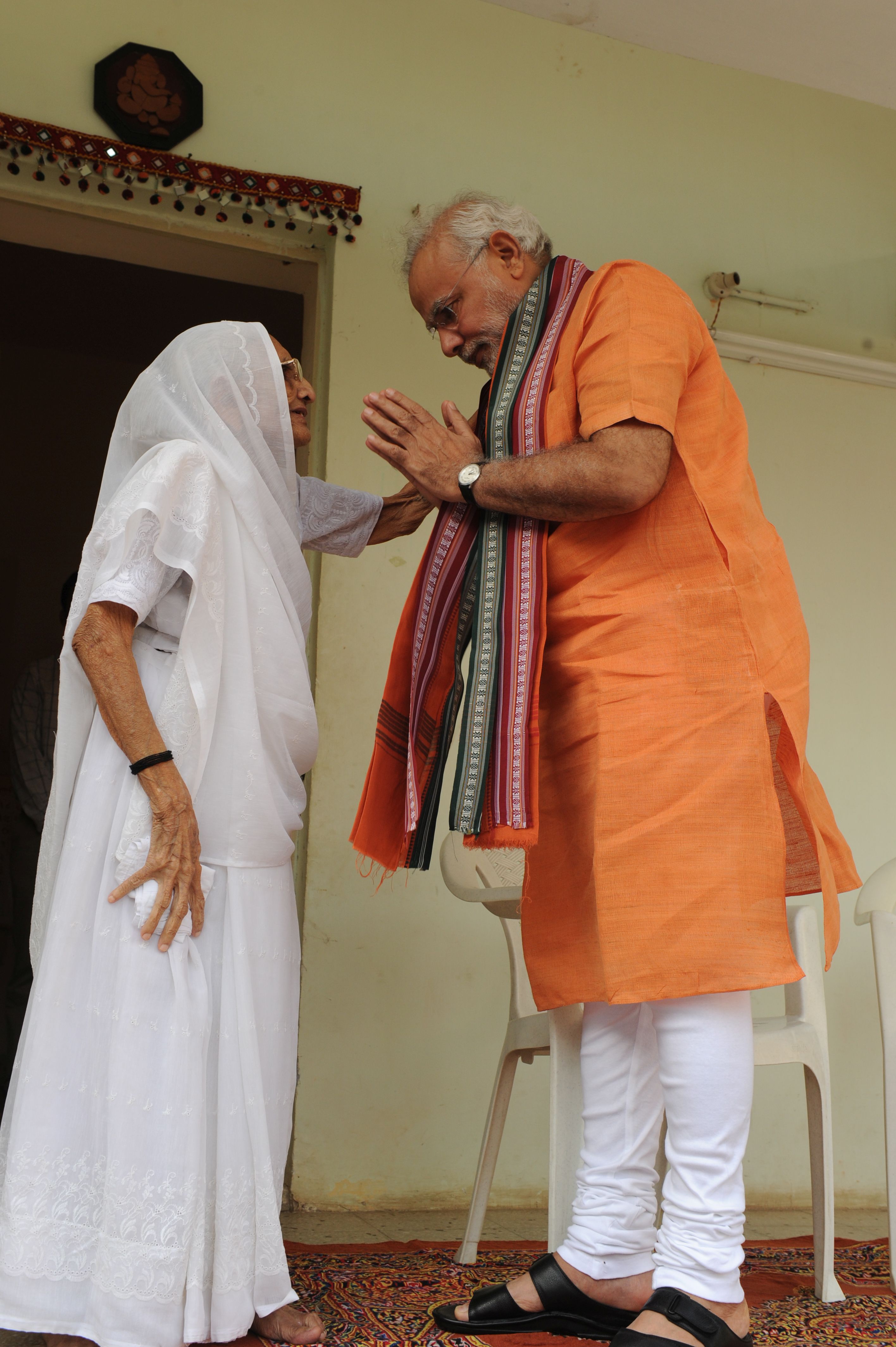 PM taking blessings from his mother on his birthday